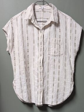 Madewell Women's Medium button short sleeve